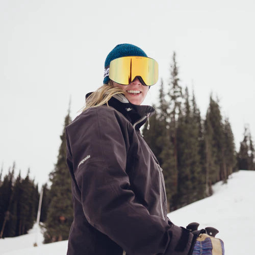 What To Know When Buying Skiing and Snowboarding Goggles