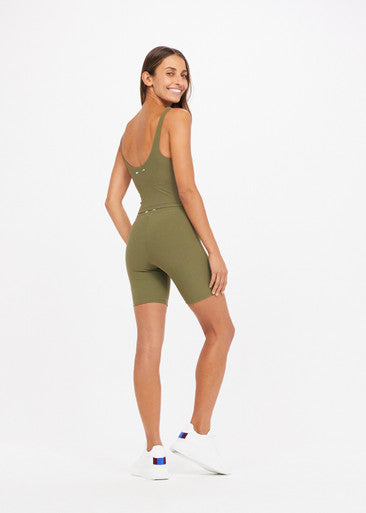 PEACHED 6IN SPIN SHORT - OLIVE [USW021008]